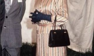 回顾英女王传奇一生